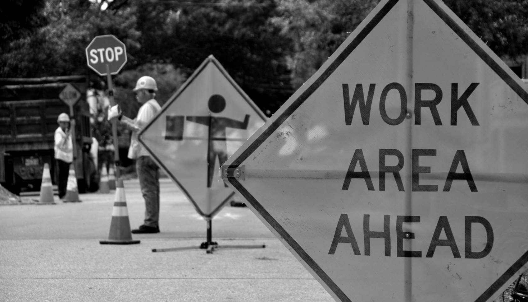 Banner Image - PSA - Traffic Control in Work Zone - AdobeStock_286613246